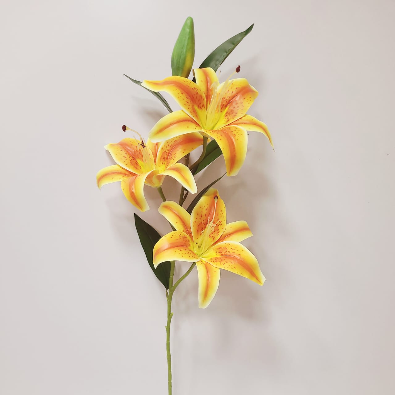 Star Gazer / Lily Artificial Flower Sticks